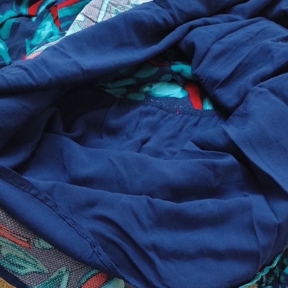 Teal and Red Floral Women's Blouse - Picture 13 of 14